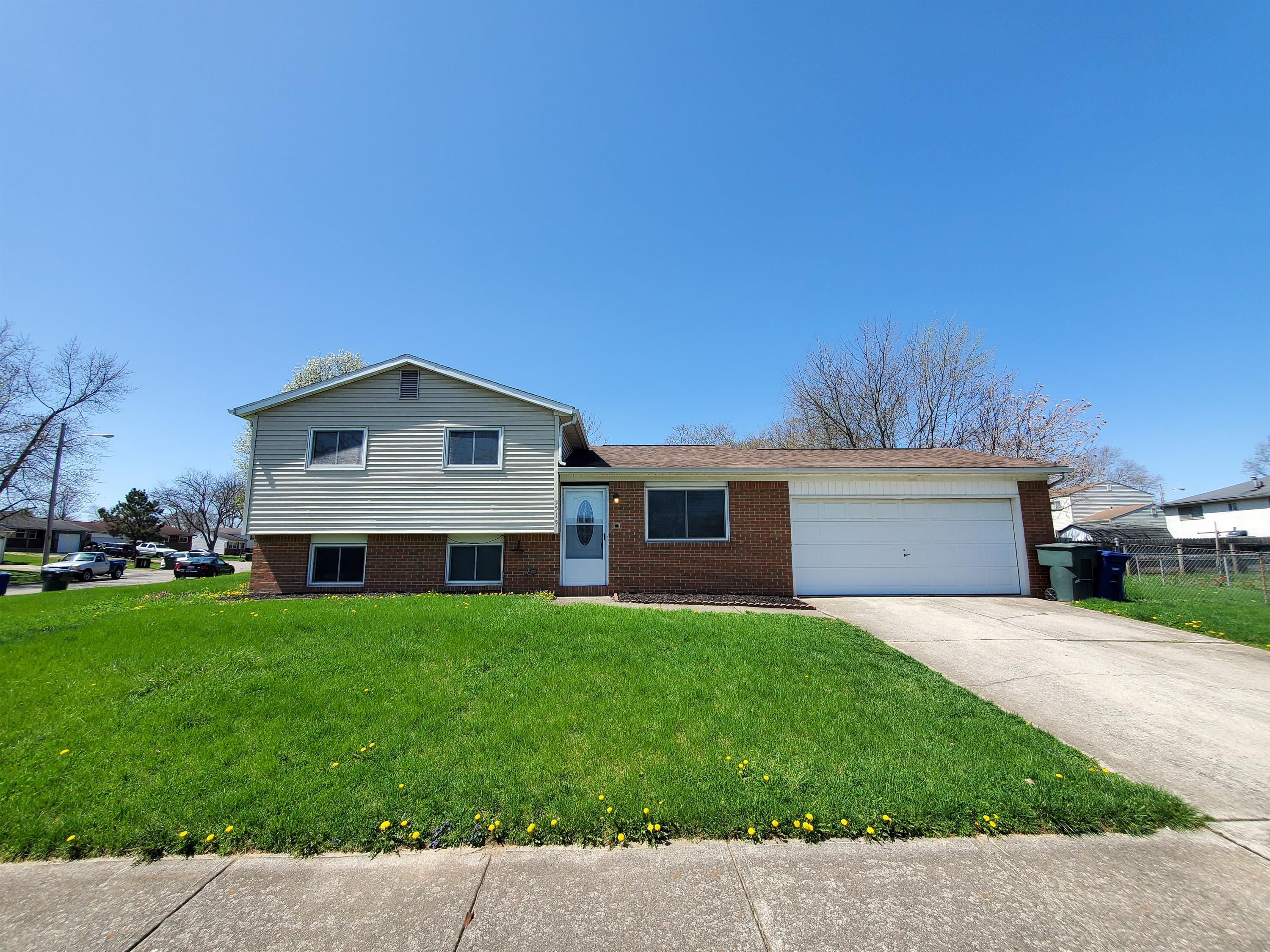 3515 Meadow Valley St.