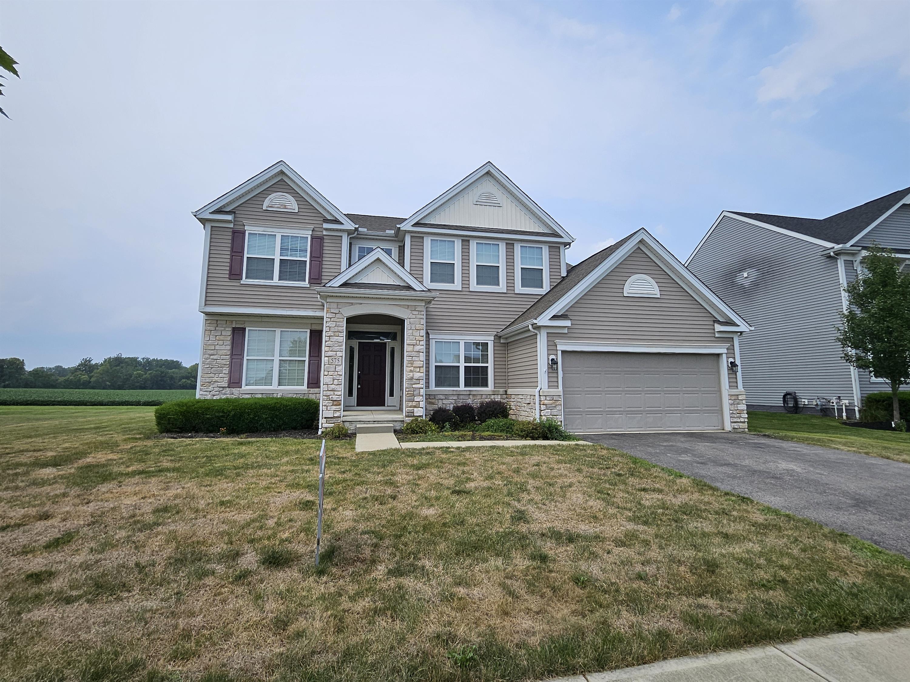 575 Chariot Way