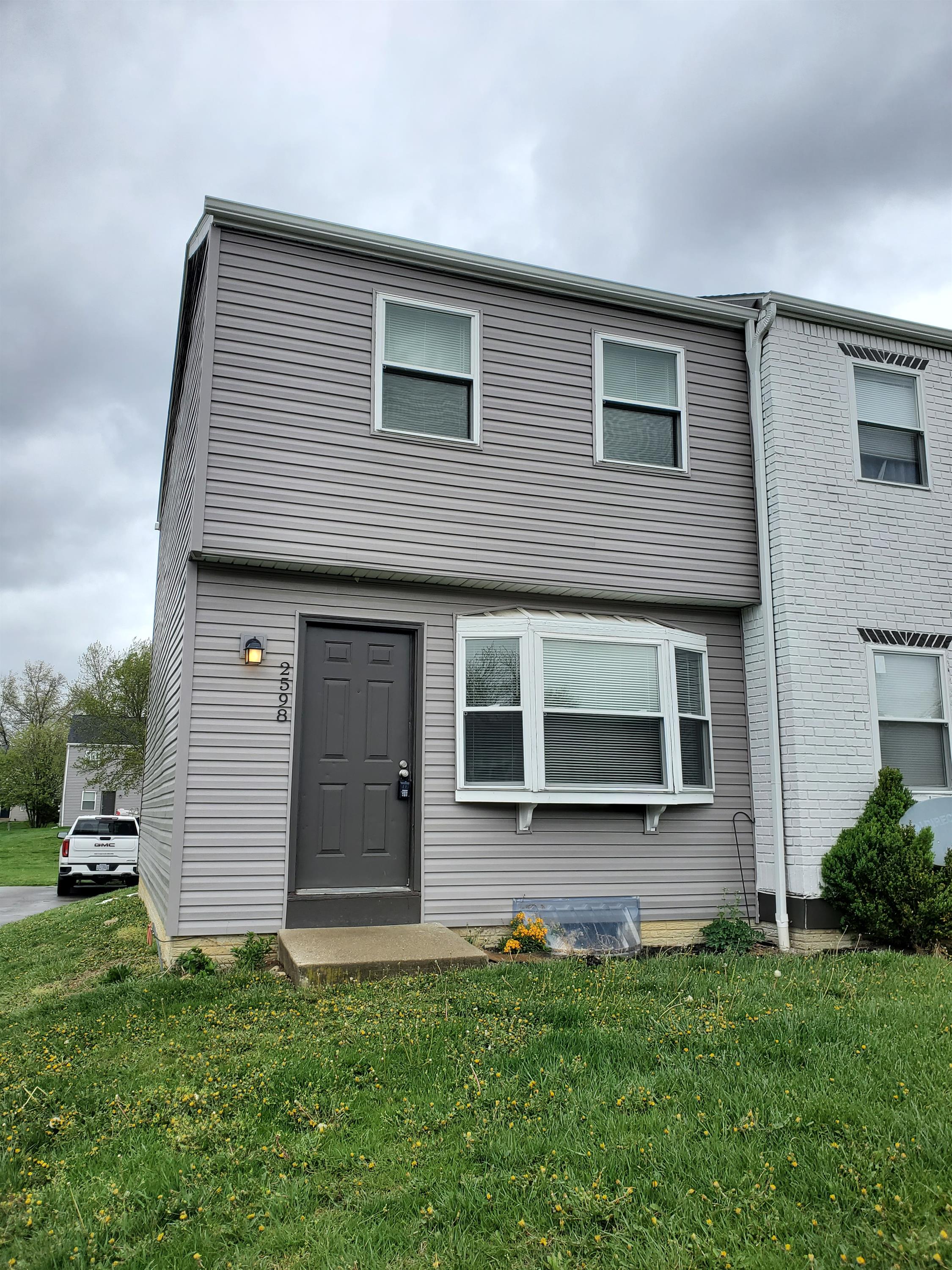 2598 Sawbury Blvd.